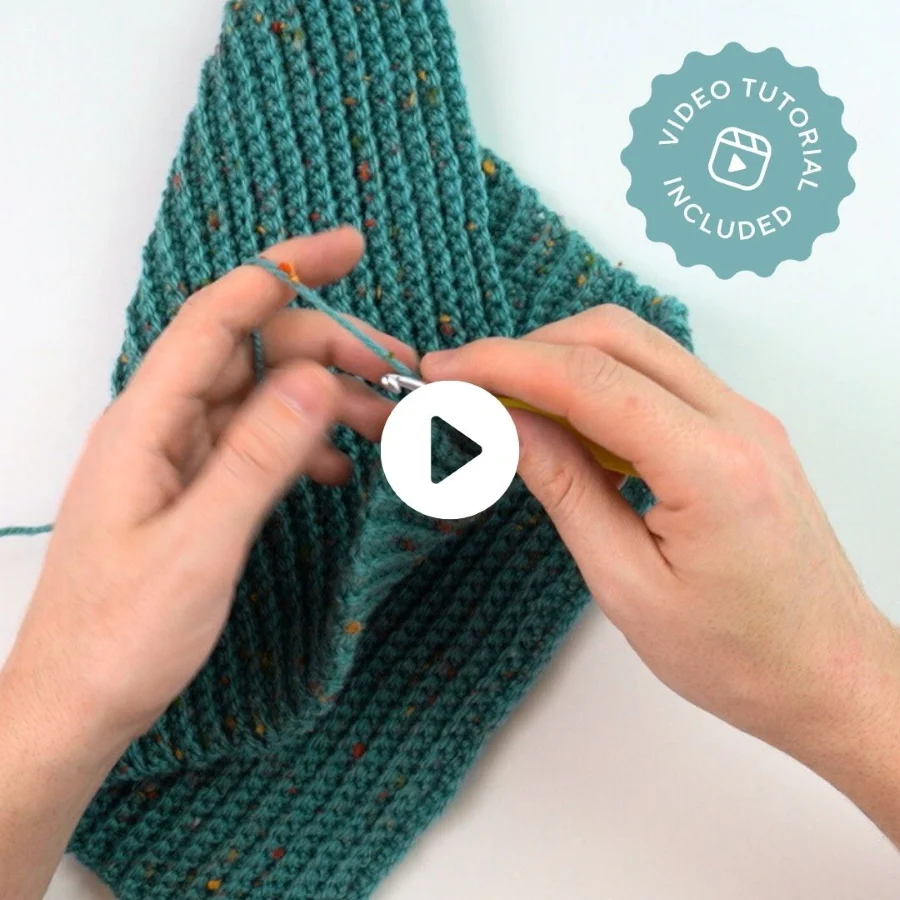 Crochet Kit - Snug as a Bug Hat & Fingerless Gloves - Image 5
