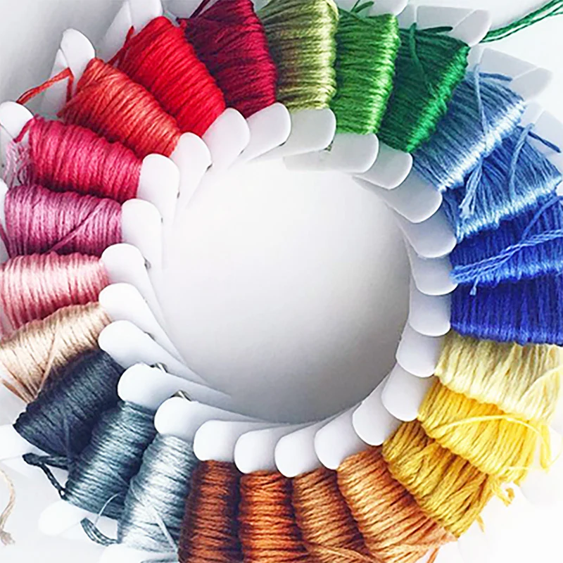 DMC Thread Plastic Bobbins with Ring Set - Image 3