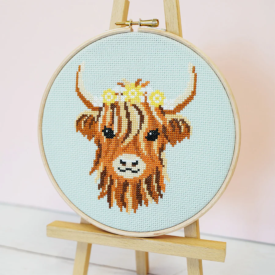 Hamish The Highland Cow - Cross Stitch Kit - Image 4