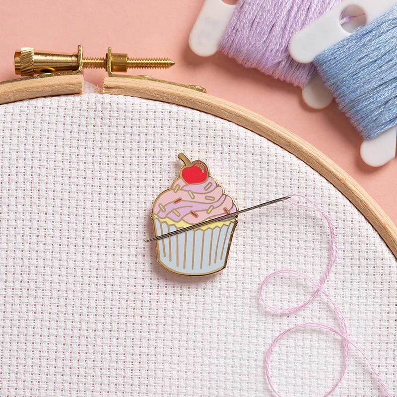 Piece of Cake Bakery - Cross Stitch Kit - Image 4