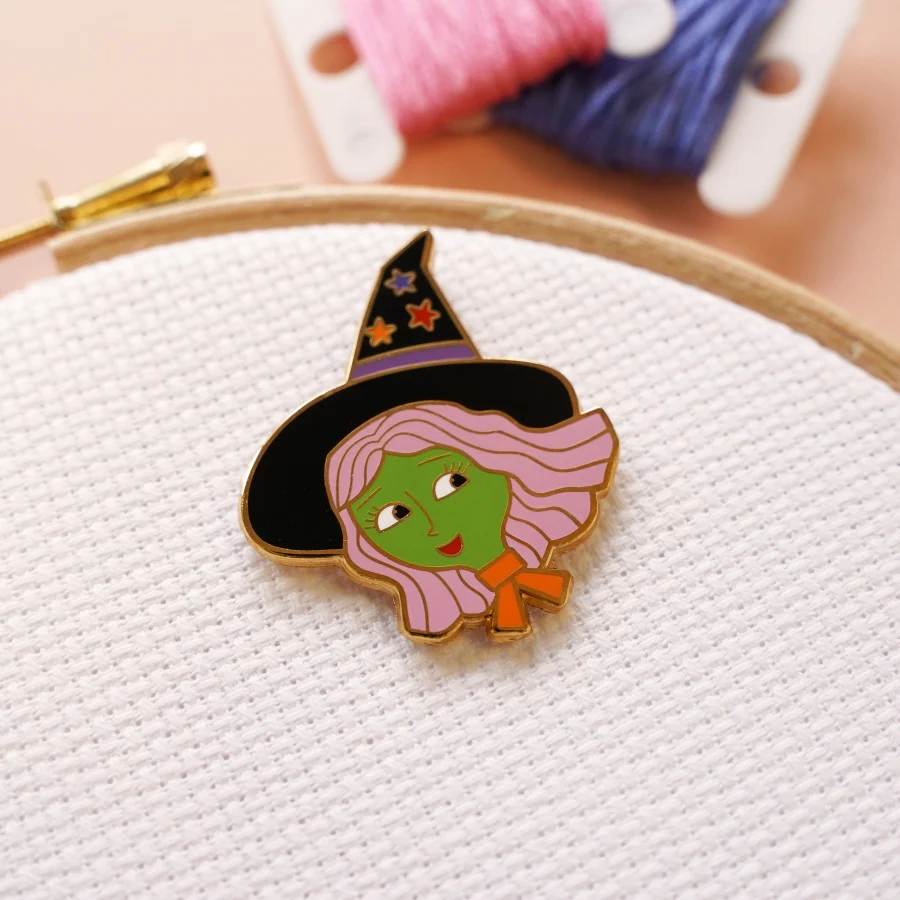 Needle Minder - Witch - Image 3